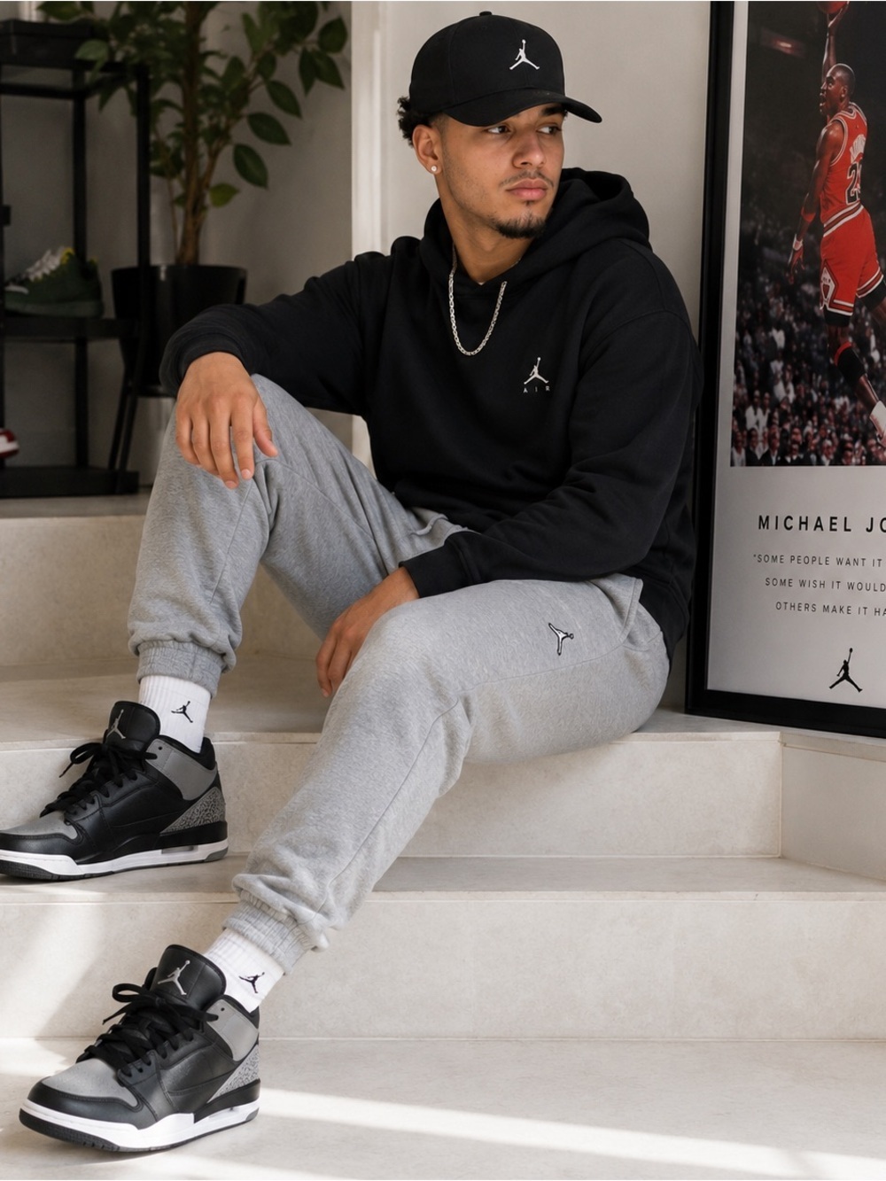 Nike Jordan Essential Fleece Jogger Sweatpants Gray Men’s Small Embroidered Logo